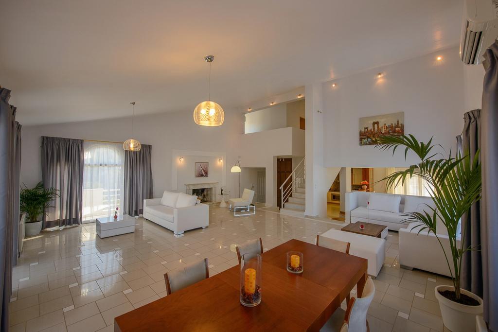 Andromeda Villa Agia Pelagia  Ruang foto